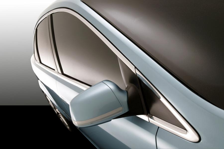  Ford Focus Concept 2004 года  (фото 12 из 14)